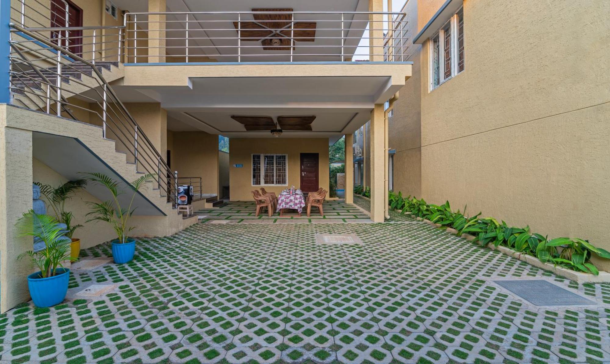 Itsy Hotels Kurinji Stay Inn Йелагери Экстерьер фото